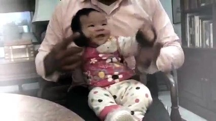 Cutest baby dancing - Nepal ki chori hu ma