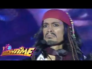 It's Showtime Kalokalike Face 3: Johnny Depp