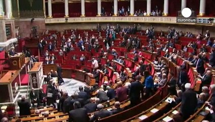 Франція: парламент полегшив долю смертельно хворих людей