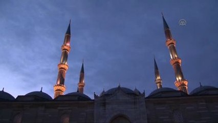 Selimiye Camisi'nde Sabah Namazı Sonrası Şehitler İçin Dua