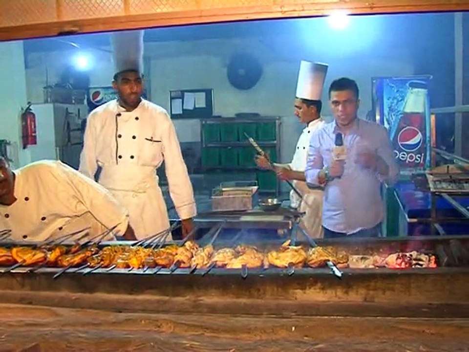 Ghiza-O-Maza Mehfil Restaurant, Part 2