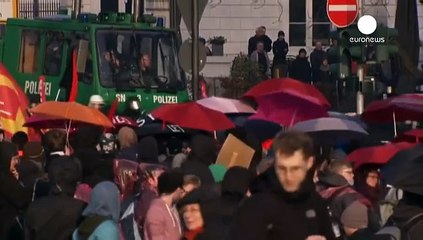 فرانکفورت؛ آتش زدن خودروها و درگیری در آستانه افتتاح مقر جدید بانک مرکزی اروپا