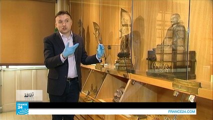 فرنسا: قناع ياباني قديم يشبه دمية شيراك في "الغينيول"