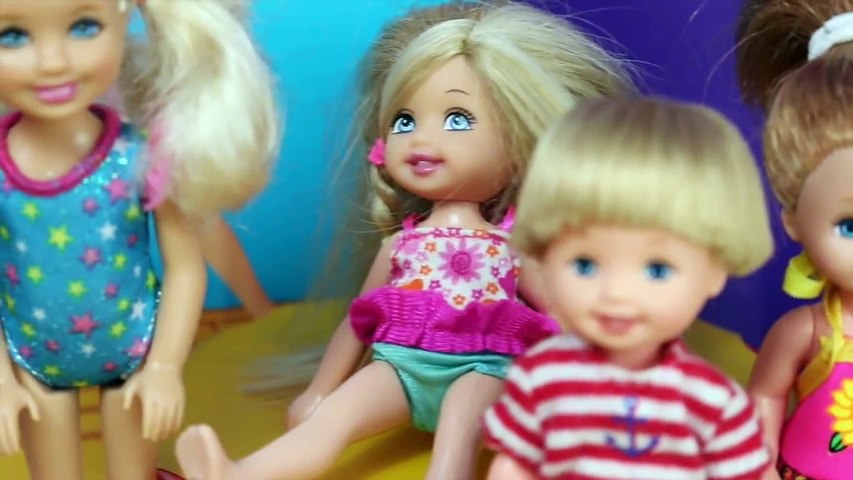 Disney Princess Elsa vs Barbie Fashion Contest - - video Dailymotion
