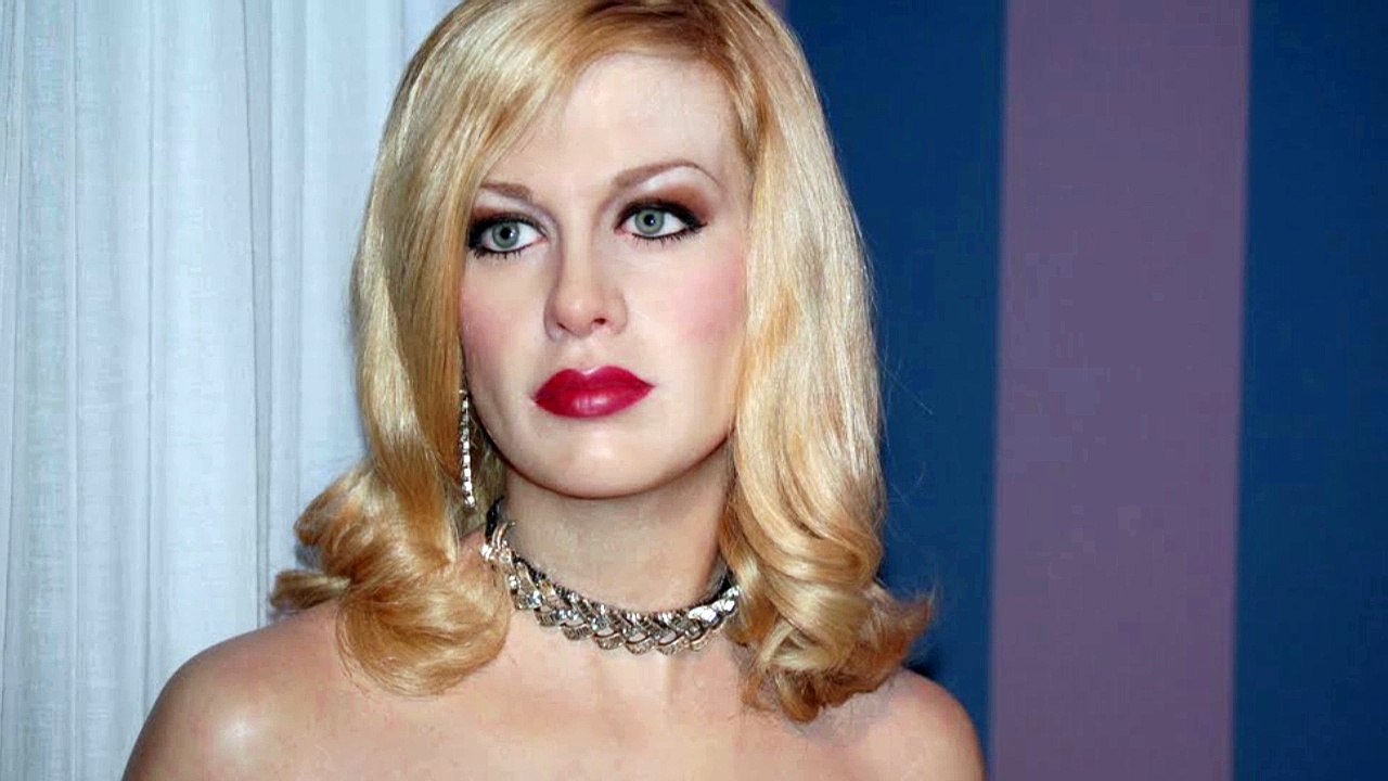 TRIBUTE TO HILDEGARD KNEF