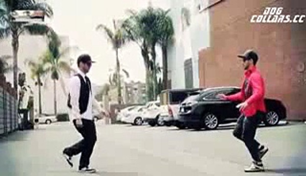 Imitation_Micheal_Jackson_Best_Dance-Beat_It_Popping_John___Ricardo_Walker_HD__(WAPISTAN.INFO)