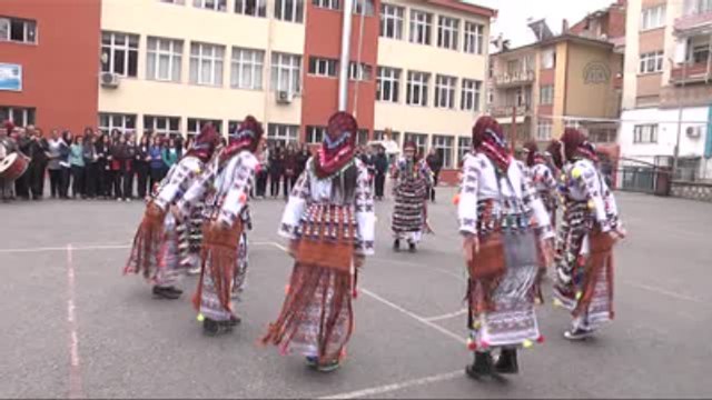 Mehmet Akif Ersoy'un Torunu Argon