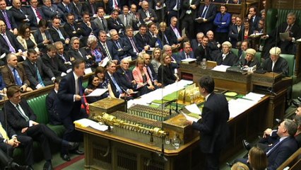 ​Cameron makes jibes about Miliband's two kitchens