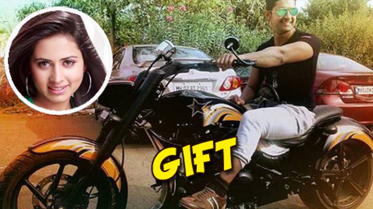 Sargun's SUPRISE GIFT To Hubby Ravi Dubey On His BIRTHDAY