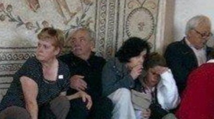 Tunus'ta Rehine Krizi: 8 Turist Öldürüldü