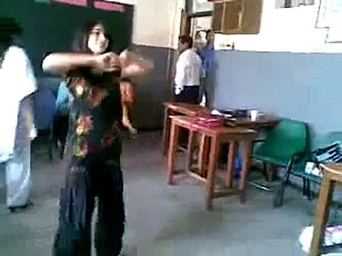 GREAT PAK PUSHTO MUSIC WITH PAK GIRL DANCE PAKISTAN , PESHAWAR