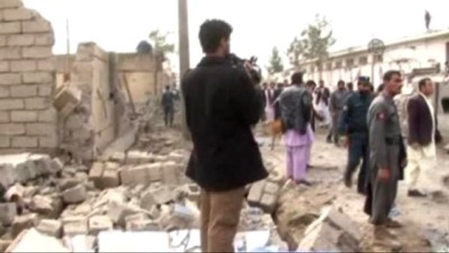Tekrar) Afganistan'da İntihar Saldırısı