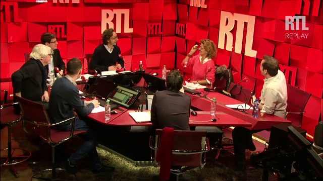 Stéphane Bern reçoit Corinne Touzet dans A LA BONNE HEURE PARTIE 1 18 03 15