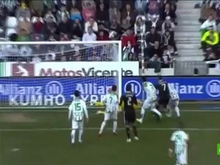 Real Madrid fans supports Cristiano Ronaldo on twitter