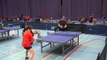 Coup incroyable pendant un match de ping-pong