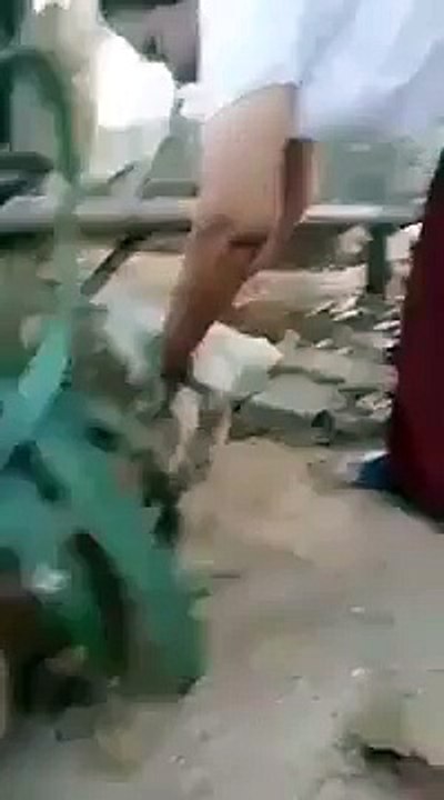 Un poulet à quatre pattes