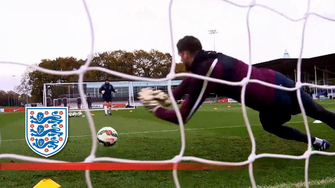 England goalkeepers are put through their paces | Inside Training