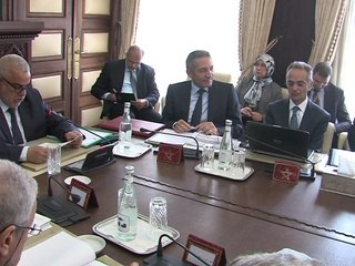 رئيس الحكومة يترأس اجتماع لجنة تدبير الخدمة الأساسية للمواصلات