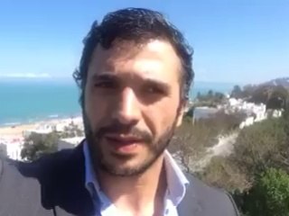 تونسي حر يتوجه برسالة إلى السياح