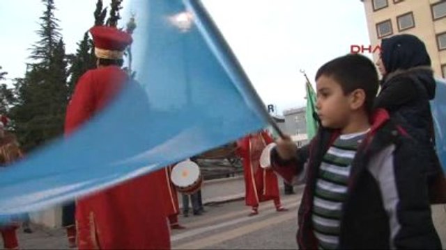 Gaziantep?te, Ülkücülerden Mehter Eşliğinde Meşaleli Yürüyüş