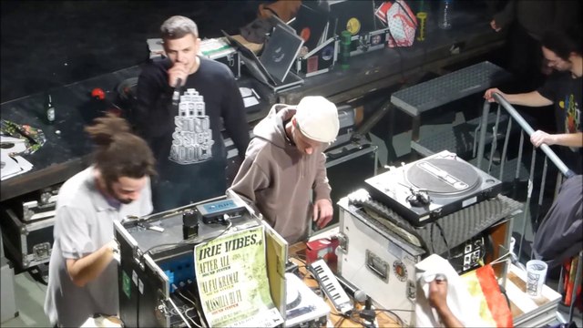 Welders HI FI feat Charlie P a l'Akwaba (live)