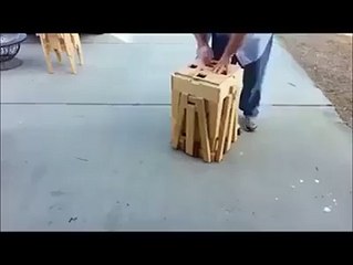 Cette Table est Incroyable ! Ce qu'il fait avec est Bluffant