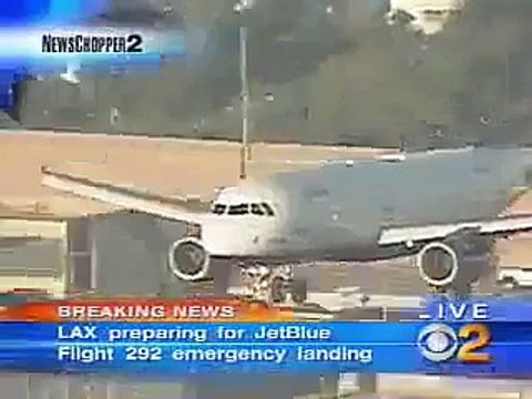 پائیلٹ کی مہارت دیکھیے۔۔ کریش لینڈگ کس طرح محفوظ طریقے سے کی ہے