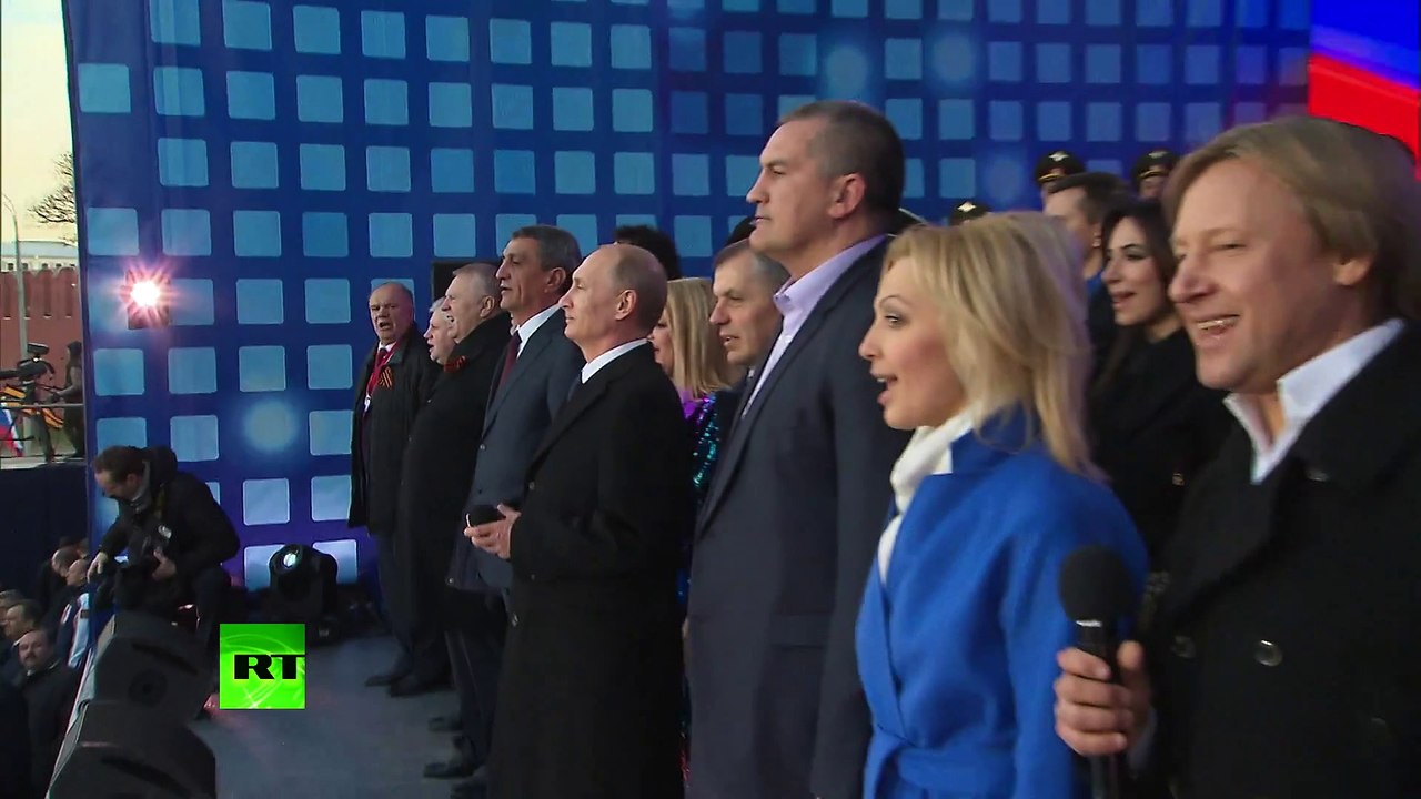 Putin sings national anthem at Red Square Crimea celebration