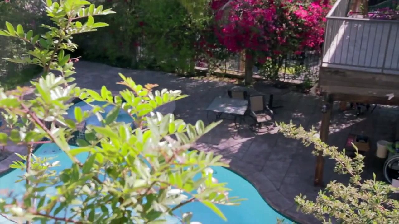 Slacklining Over the Pool! Summer Pool Party SOH Style!