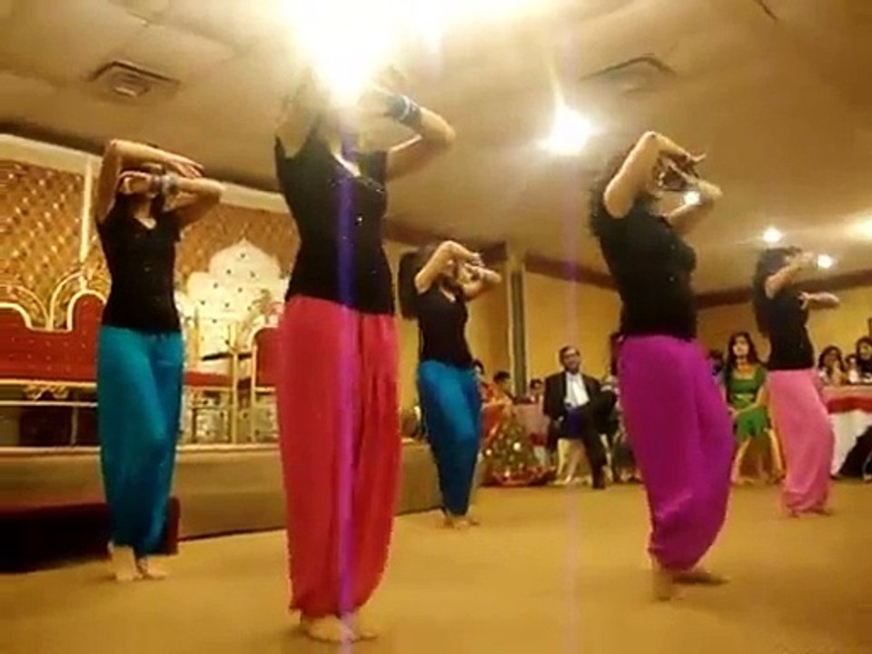 Bhangra Sisters Dance