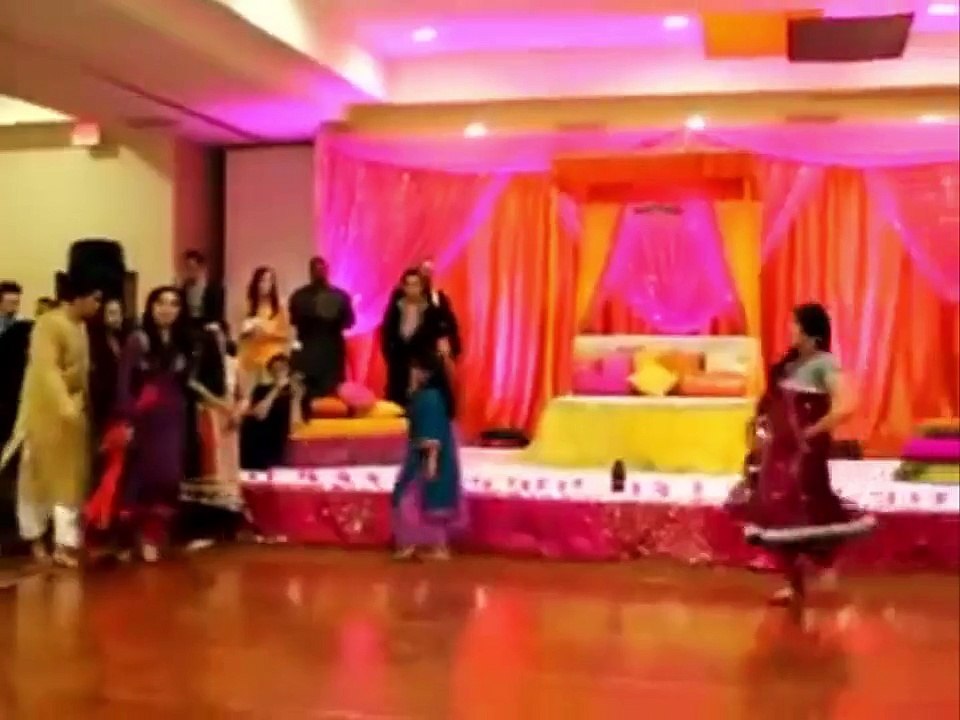 Indian Wedding Dance - Dil Ly Ja Ly Ja