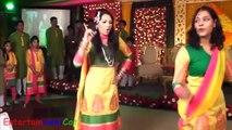 Mere Photo Ko Seene Se Yar - Desi Girls Awesome Dance