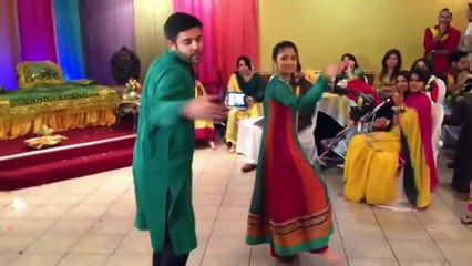 Beautiful Little Girl Dancing On Mehndi