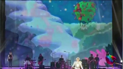 Miley Cyrus Bangerz Tour DVD Trailer 2015