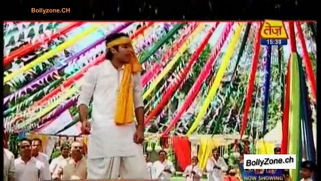 Titu Ki Tana Tann Holi !! - Tu Mera Hero - 19th March 2012