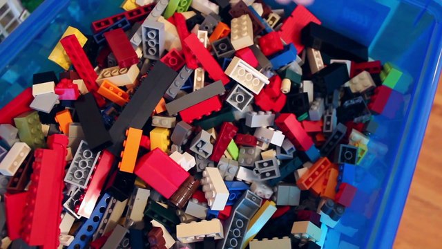 Les scènes cultes de Jurassic Parc en mode Lego