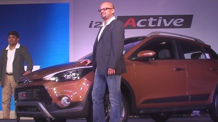 Hyundai i20 Active Launched In Mumbai