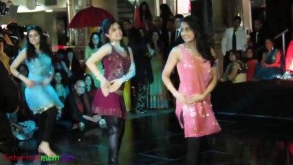 Girls Dancing on their Brothers Mehndi