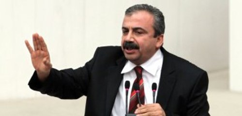 Suriye Türkmenleri, HDP'li Önder'i Öcalan İddiasını Yalanladı
