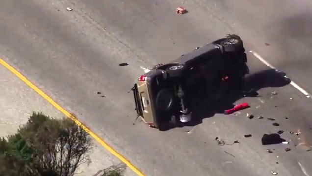 Un chauffard aux USA avec le maillot du PSG fait un tonneau pendant une course poursuite avec la police