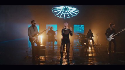 Nükleer Başlıklı Kız - Beni Hatırla