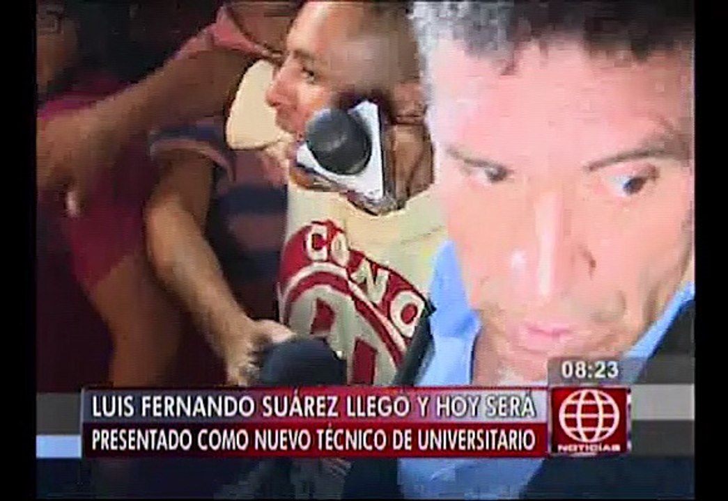 Universitario de Deportes: Luis Fernando Suárez llegó a Lima para dirigir a cremas (VIDEO)