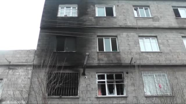 Yangında Ölen 2 Kardeş Toprağa Verildi