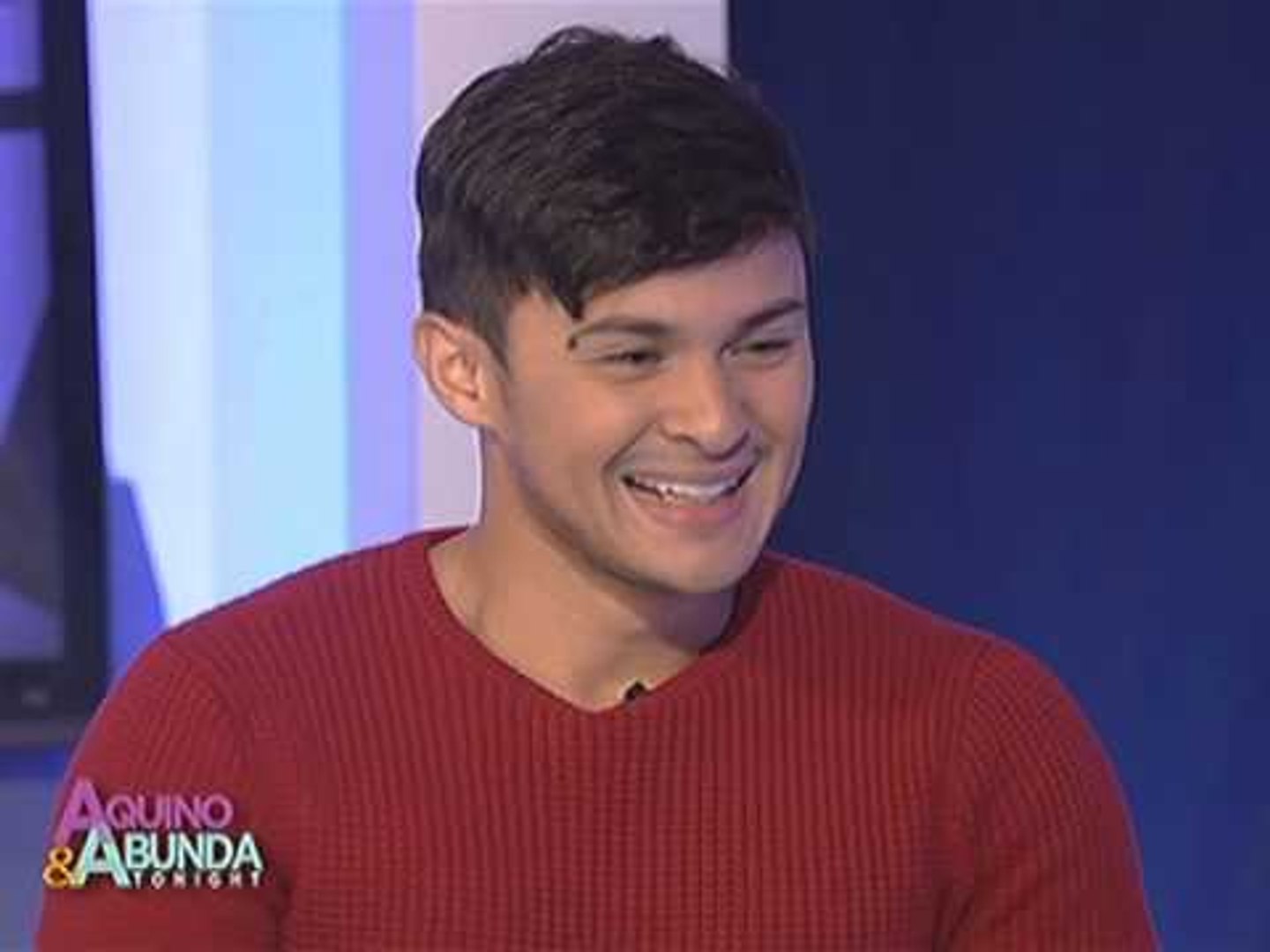 How often Matteo Guidicelli see Sarah Geronimo in a week?