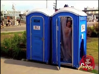 Sexy Girl Public Shower Prank