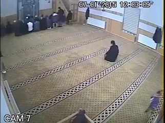 A Tragicomic Event took place at the mosque