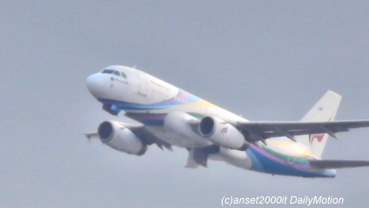 Bangkok Airways Airbus A320 Flight PG 806 to Samui. Takeoff from Hong Kong Airport