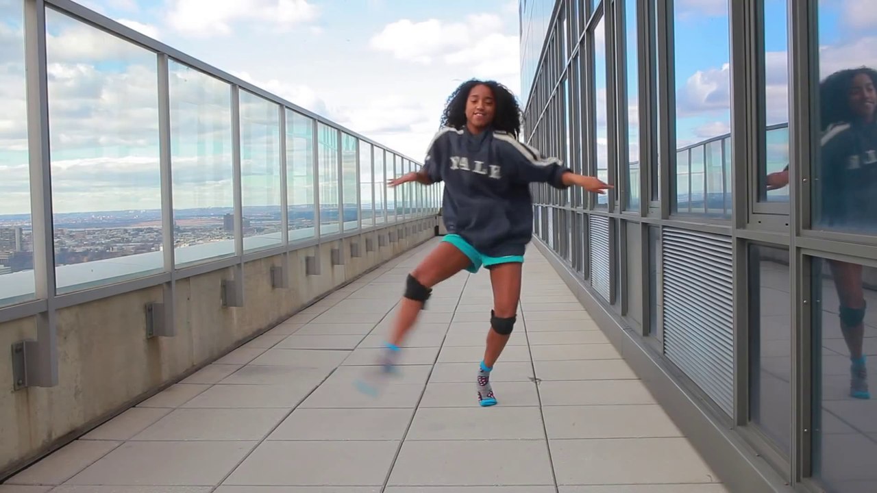 Une fillette refait le clip 7/11 de Beyonce