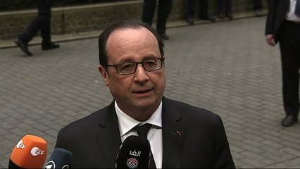 "La France fait en sorte que la Grèce reste dans la zone euro mais il y a des engagements qui valent pour tous les pays"