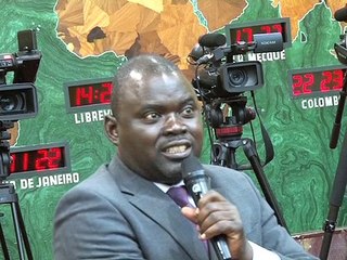 Conférence de presse du Porte-Parole du Président, Alain-Claude Bilie Bi Nze du 18 mars 2015